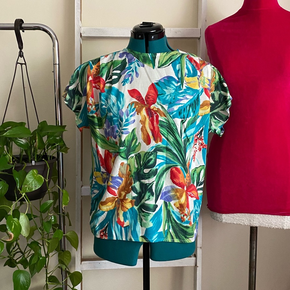 Vintage tropical print top size 4